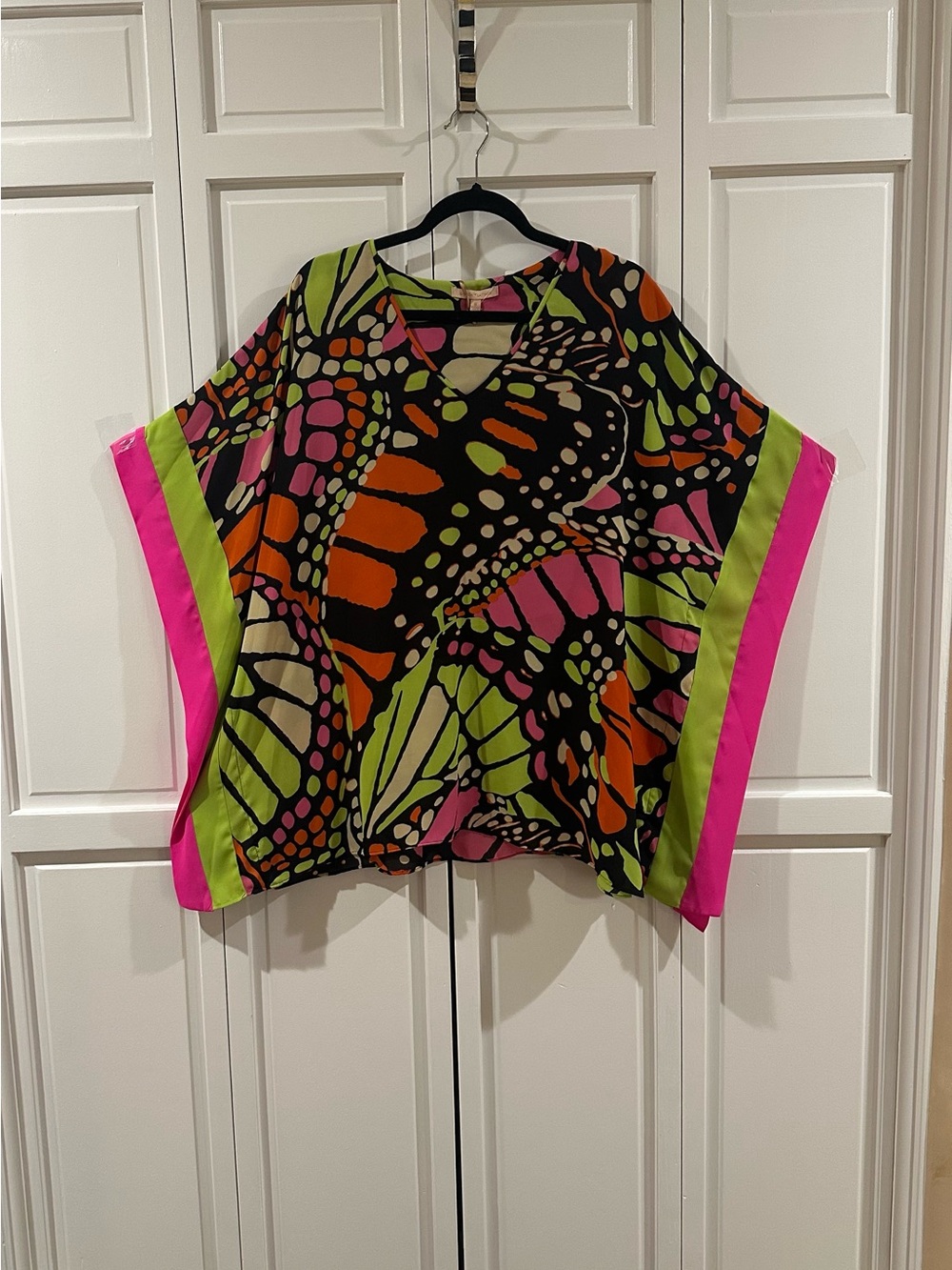 Gibson Latimer NWT Neon Butterfly-Print Poncho Style Blouse, Size XL
